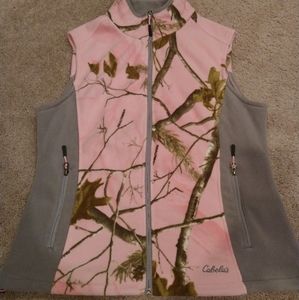 Size large pink/gray Cabela's Camo Fleece Vest